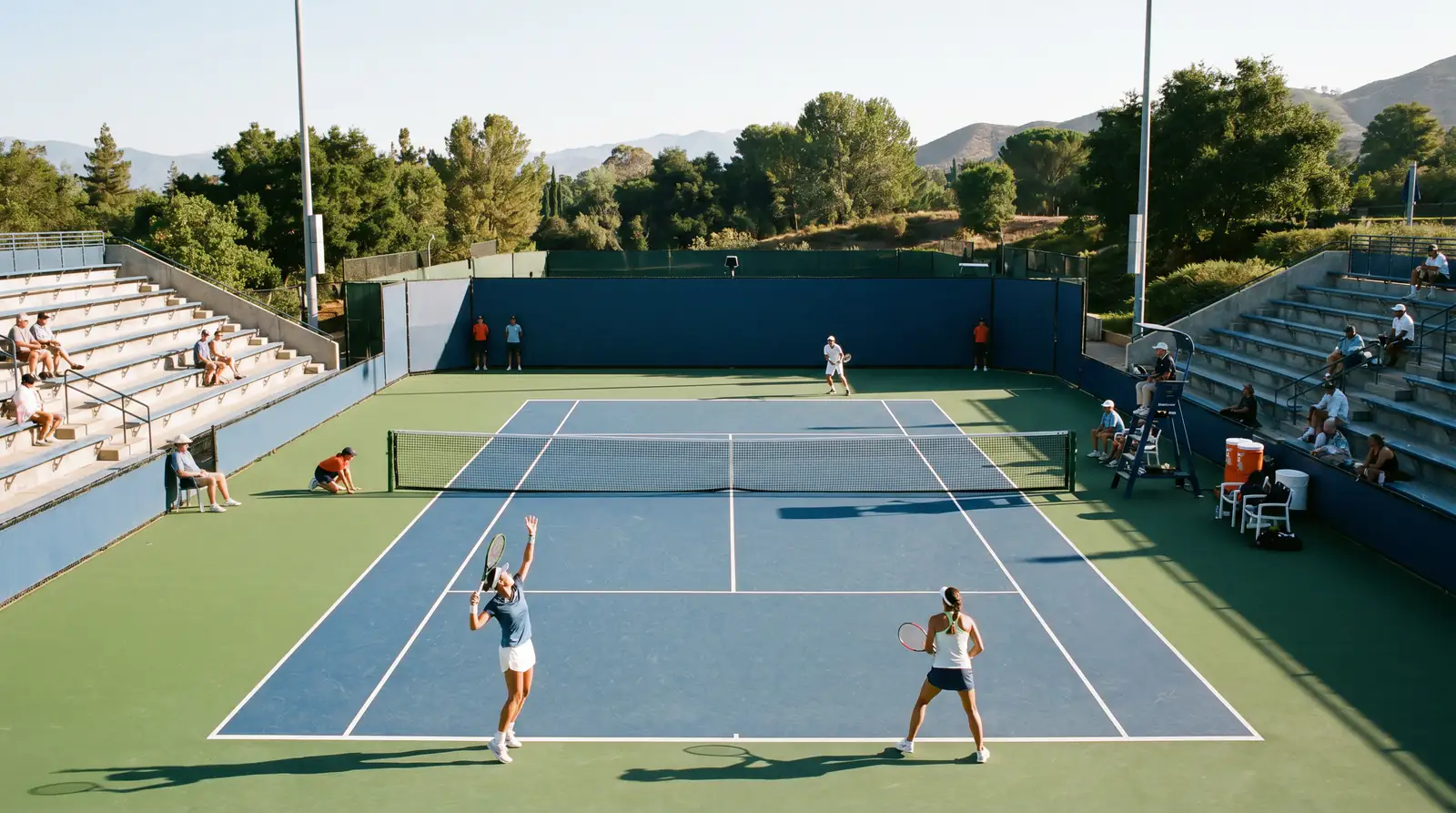 Empty seats and an early-round court, illustrating the timing decision behind an ante-post bet