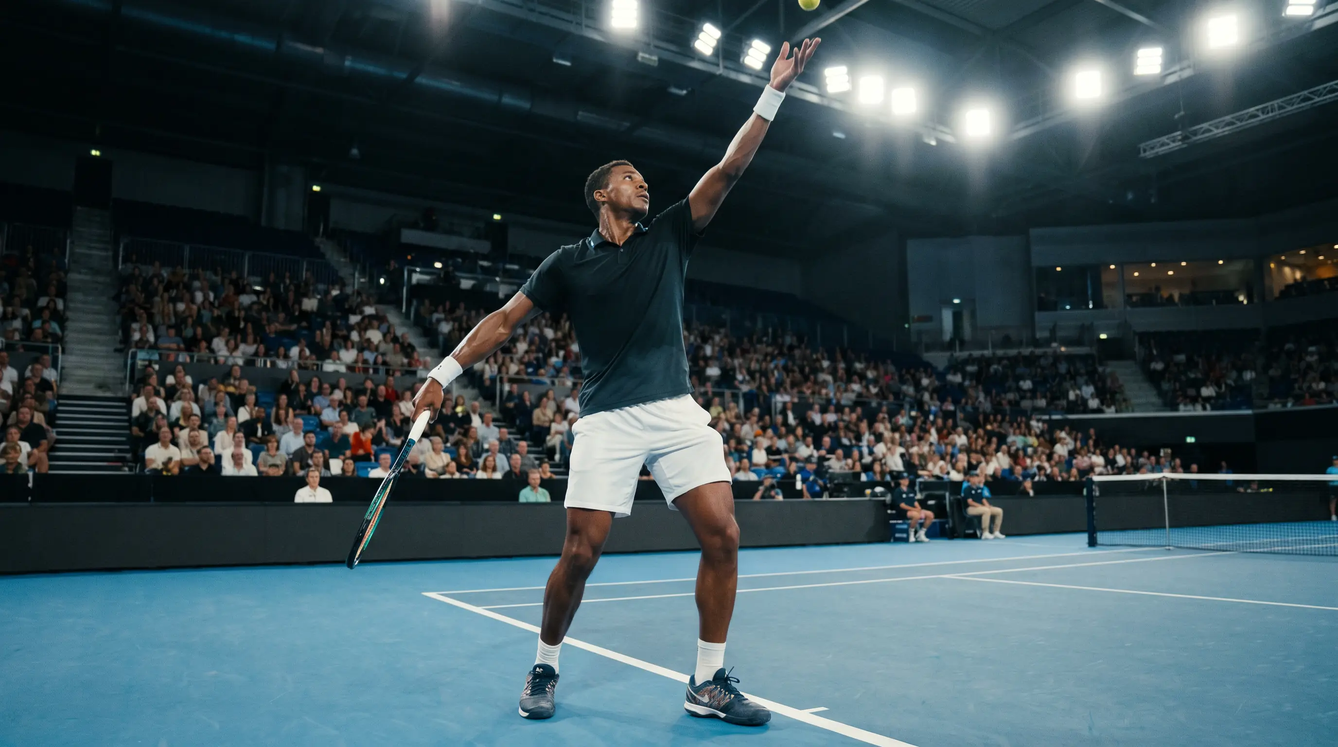 A short-priced favourite poised to serve, illustrating the trap of stacking short +1.5 lines